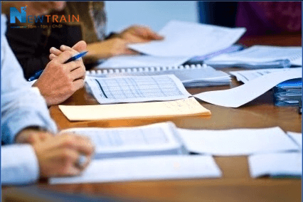 Kế toán tổng hợp và kế toán chi tiết có mối quan hệ chặt chẽ và logic với nhau